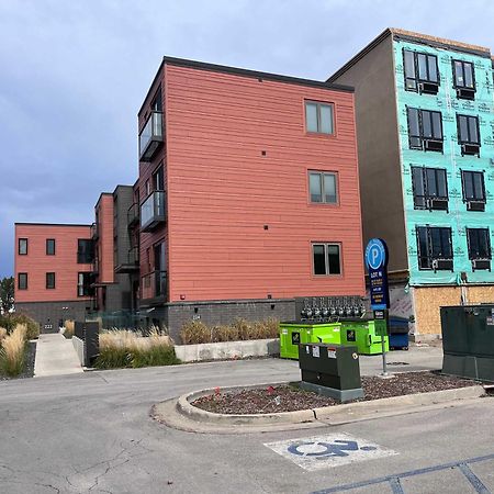Modern Condo 210 Just Blocks From Lake Michigan Traverse City Exterior photo